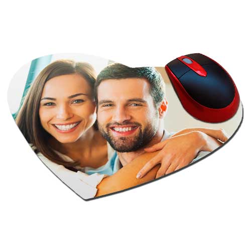 Коврик для мыши в форме сердца